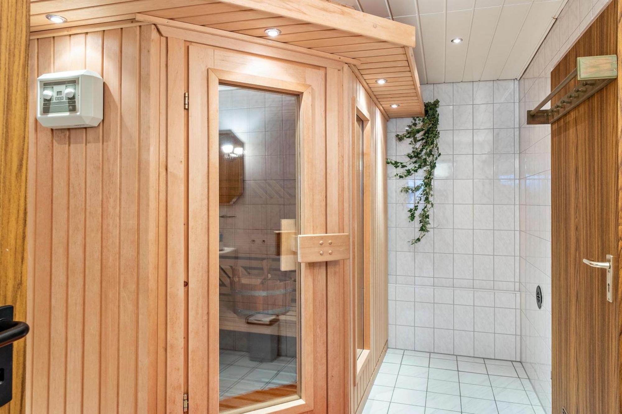 Ferienwohnung Bei Franka Mit Sauna Freiburg im Breisgau Kültér fotó